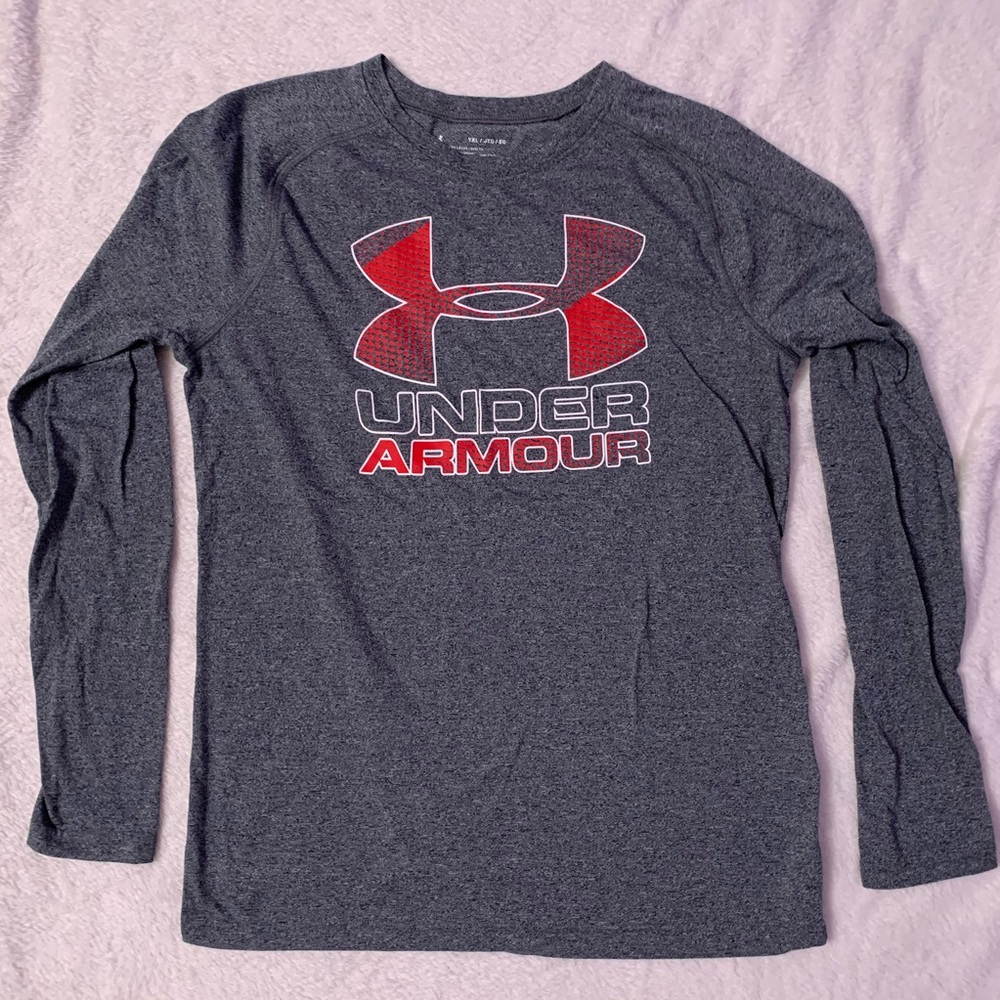Under Armor athletic long sleeve tee